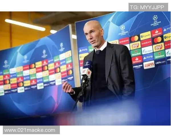 齐达内欧冠双面传奇球员荣耀与教练巅峰的辉煌历程